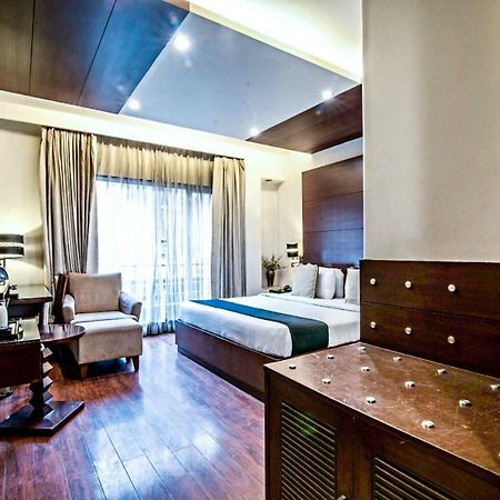The Grand Vikalp By Saga Hotels Neu-Delhi Exterior foto